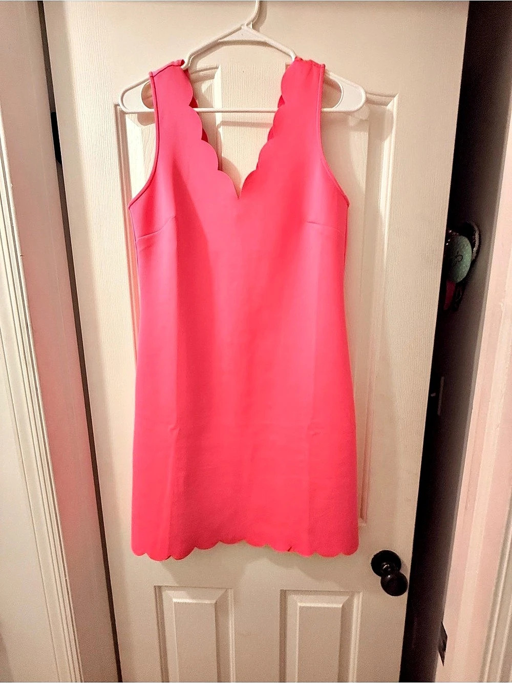 Lilly Pulitzer Mini Scalloped Hem Dress in Pink Size Small Like New
